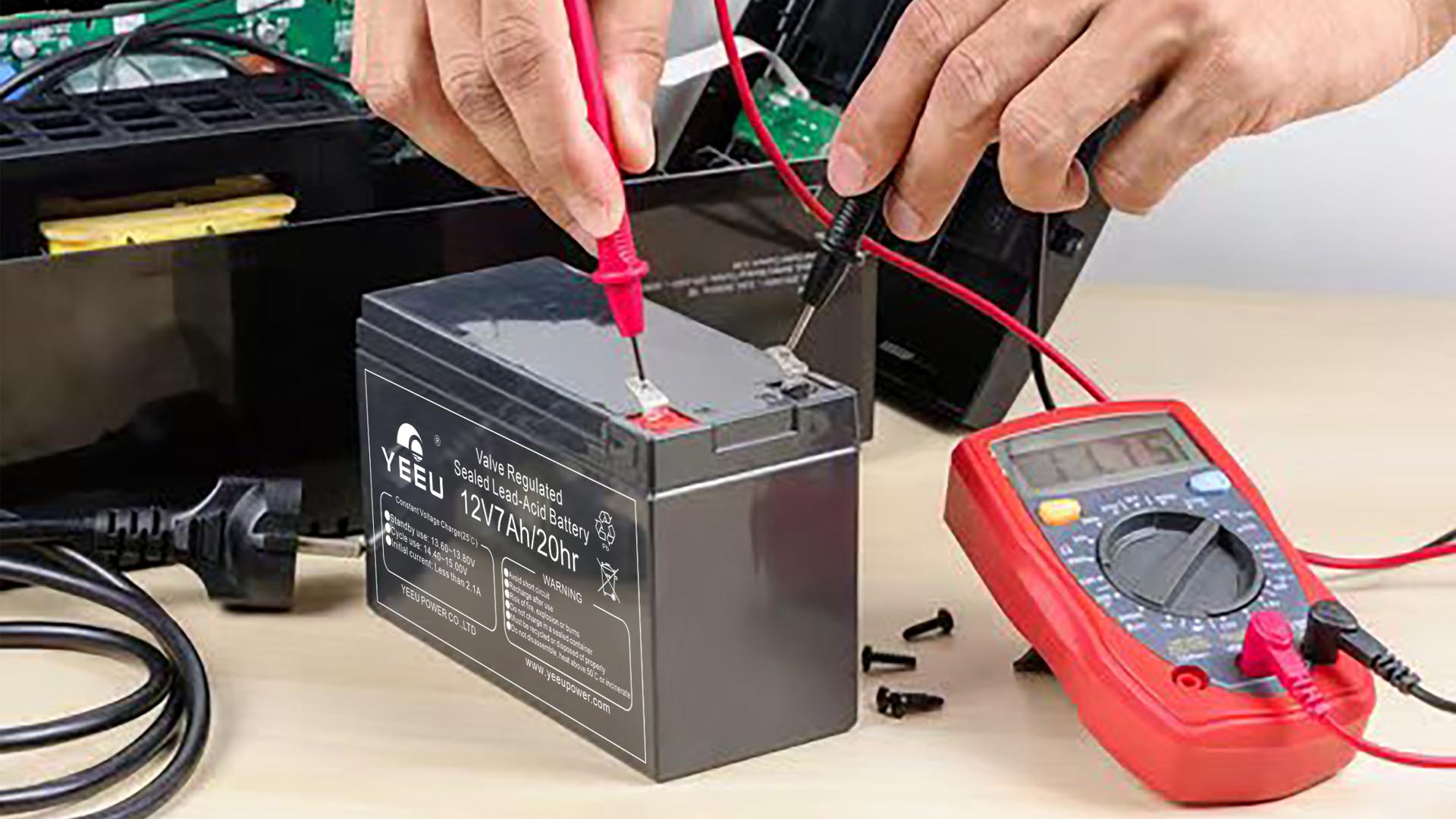 Test Lead-Acid Battery